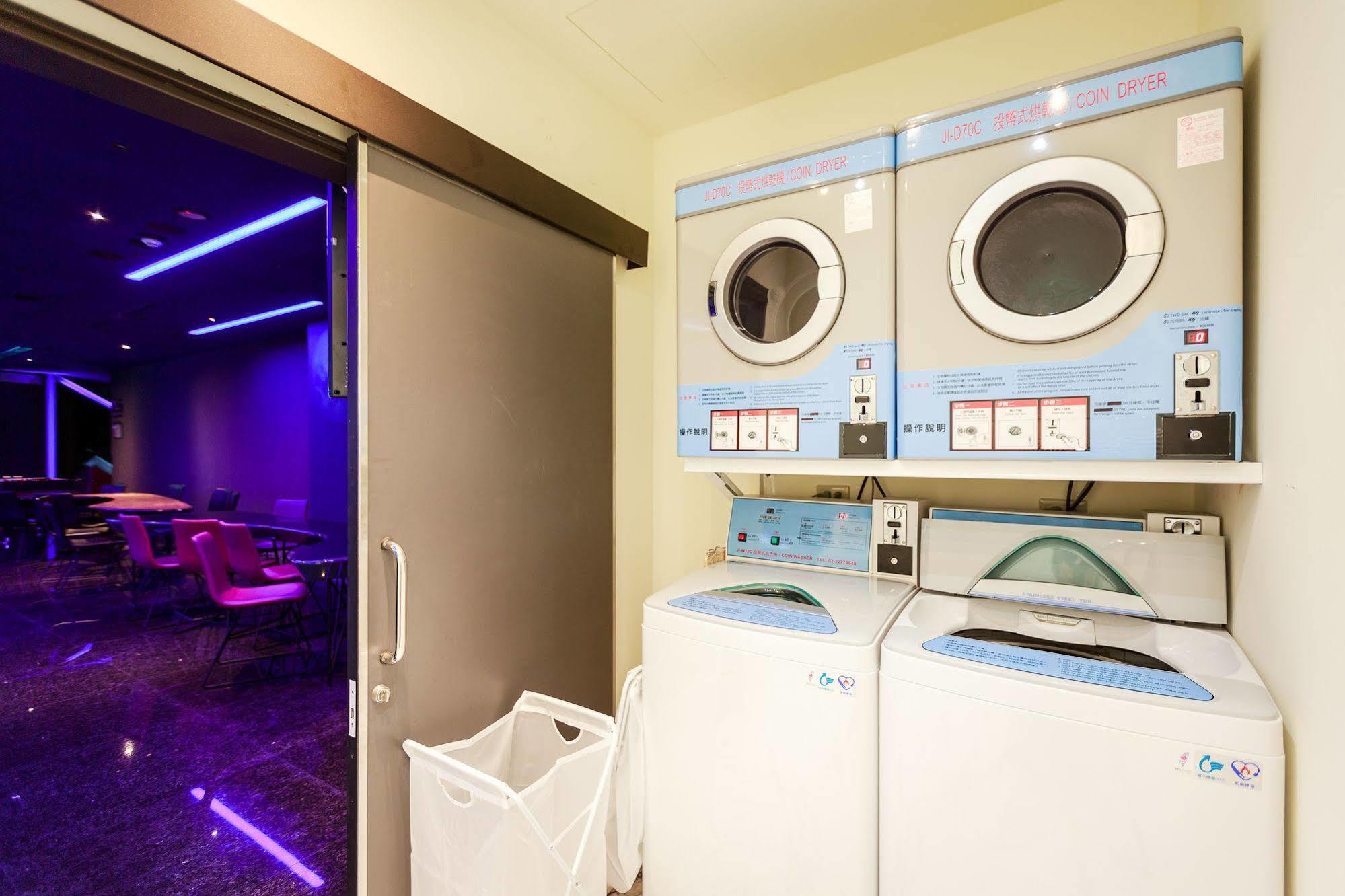 Space Inn Xinyi Taipei Exterior photo